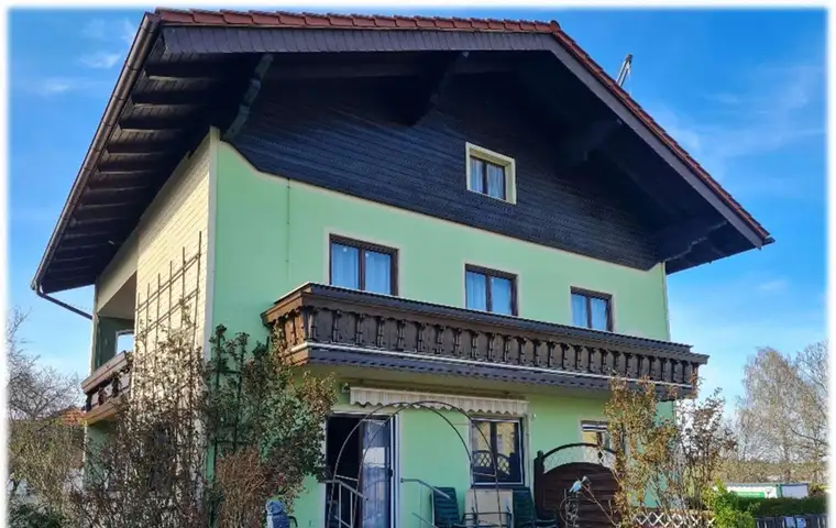 Einfamilienhaus mit großzügigen Garten in idyllischer, ländlicher Wohnlage von Eugendorf