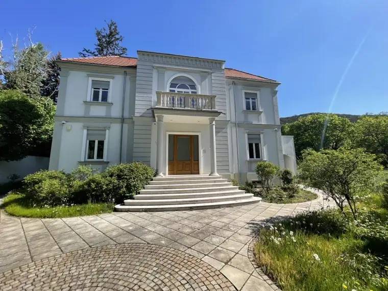 Villa in absoluter Grünruhelage im Helenenthal zu verkaufen