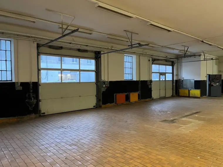 Gerhardusgasse - 289,29m2 Lager mit angrenzendem Büro zu vermieten