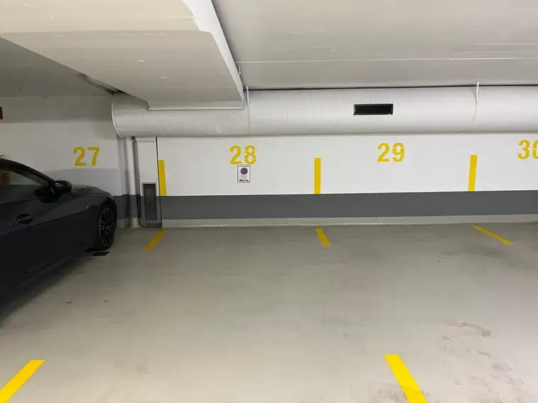 Jacquingasse - vollwertiger Garagenplatz unbefristet zu vermieten