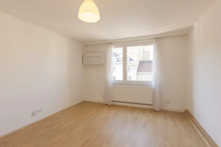 Gaullachergasse, Brunnenmarkt - hofseitiger 2 Zimmer Neubau im 5. Liftstock