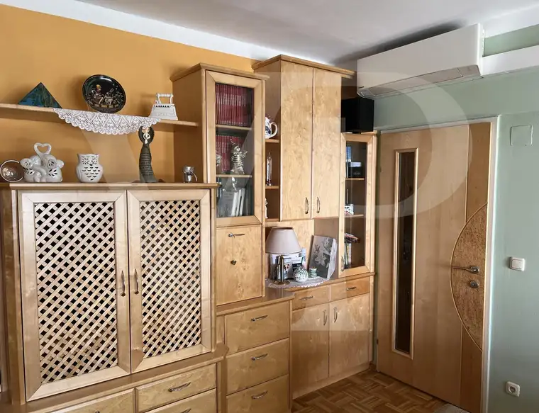 2-Zimmer Anleger-Wohnung mit Loggia