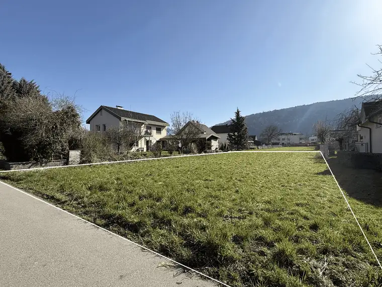 Baugrundstück in ruhiger Wohngegend