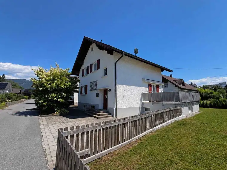 Gepflegtes Einfamilienhaus in ruhiger Grünlage zur Miete