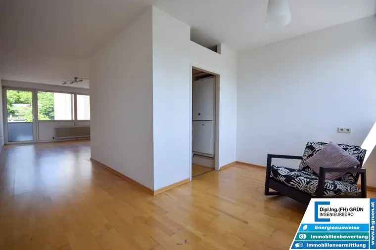 Geheimtipp in Bestlage: 81,2m² Wohnung mit Mariendom-Blick &amp; eigener Garage mitten in Linz!