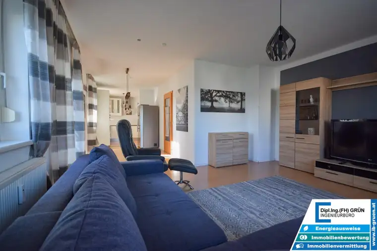 Familienfreundliche Wohnung in Buchkirchen – privater Garten &amp; 2 Balkone
