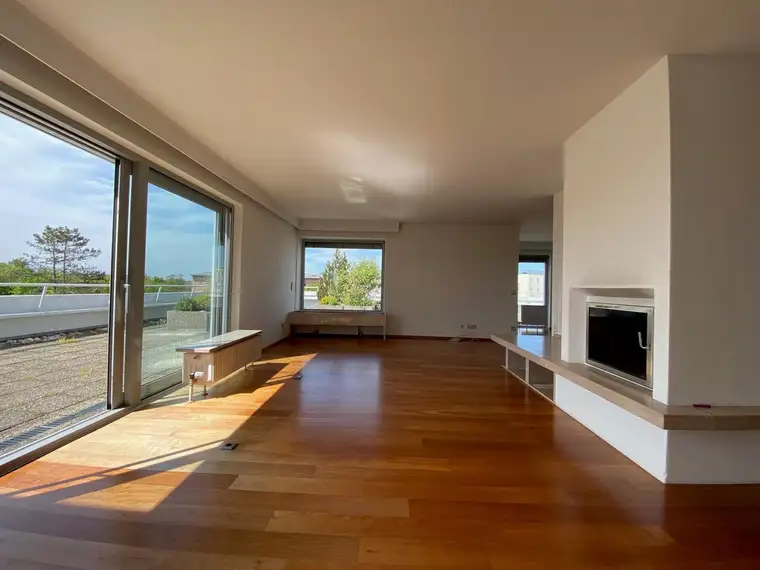 Exklusive Penthouse Wohnung mit riesiger Dachterrasse inBraunau!