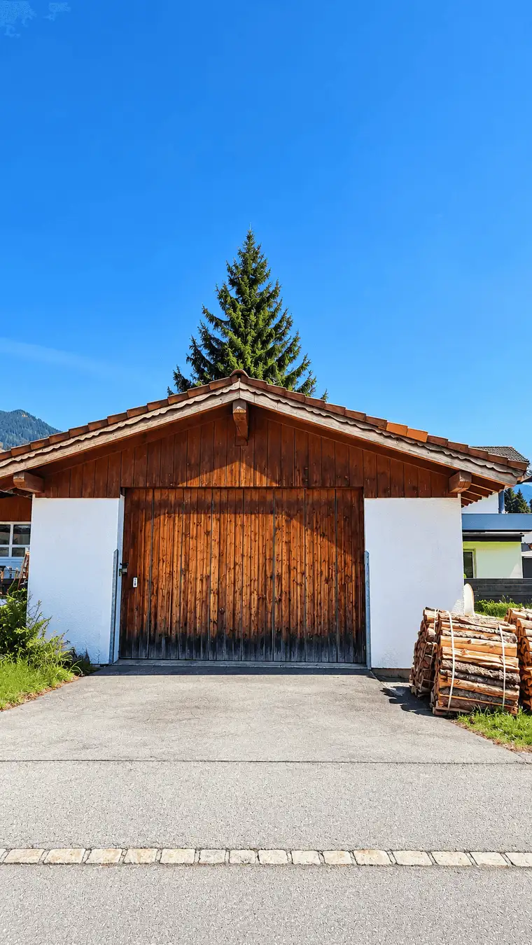 Baugrundstück mit großer Garage &amp; Carport in Lechaschau – Privatverkauf