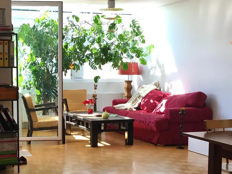 Großzügig geschnittene, sonnige 3-Zimmer-Wohnung im Herzen von Viktring