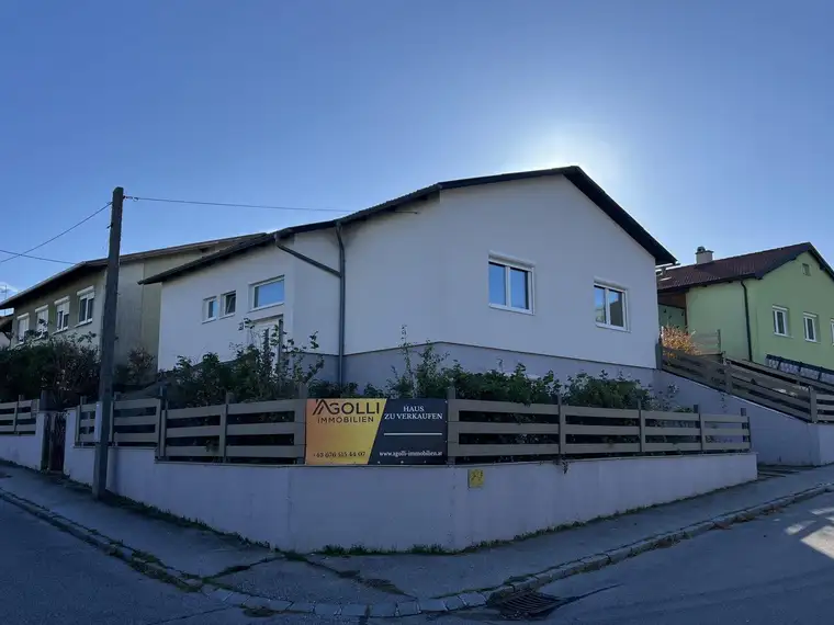 Jakup Agolli, Agolli Immobilien GmbH