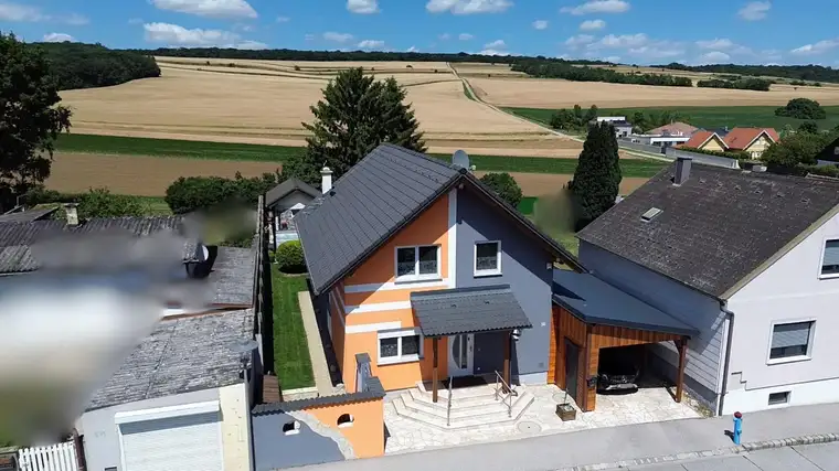 Traumhaftes Einfamilienhaus in Edelstal – Freistehend, stilvoll &amp; sofort bezugsfertig!