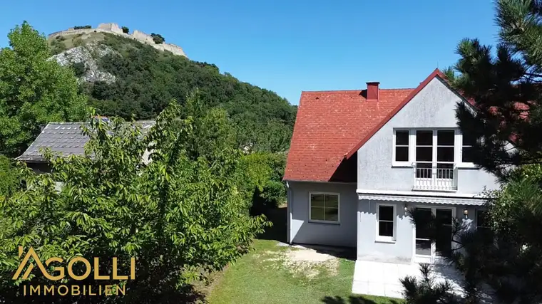 Idyllisches Doppelhaus in ruhiger Sackgasse – Wohnen mit Privatsphäre und Komfort