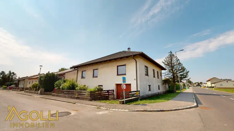 Einfamilienhaus mit großzügigem Eckgrundstück und Garagenwerkstatt in Loimersdorf