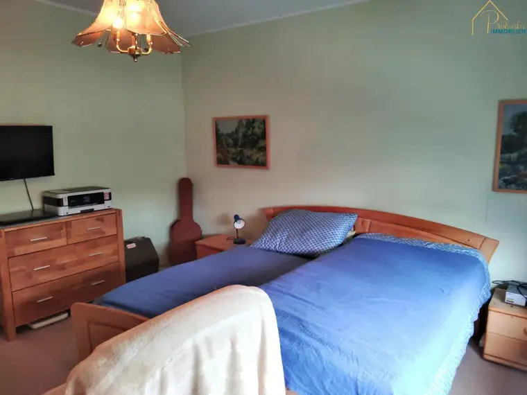 gepflegte Wohnung - 3 ZIMMER - LOGGIA - PKW-STELLPLATZ
