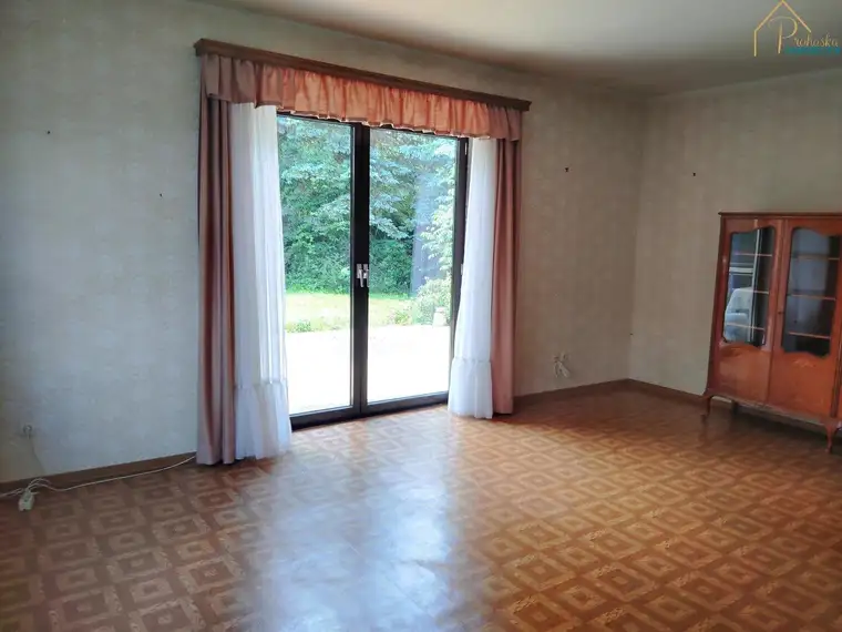 Bungalow in Kobersdorf: 5 Zimmer, Terrasse und viel Grün