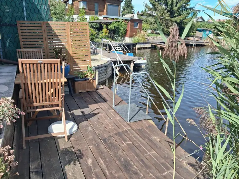Bungalow am See - direkte Uferparzelle