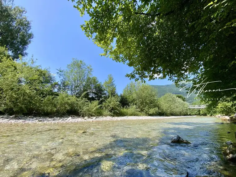 2-Zimmer Appartement mit Eigengarten direkt an der Alm.