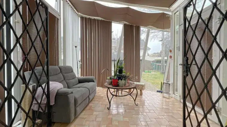 Traumhaftes Einfamilienhaus in 1230 Wien: 6 Zimmer, Garten, Terrasse und Garage!
