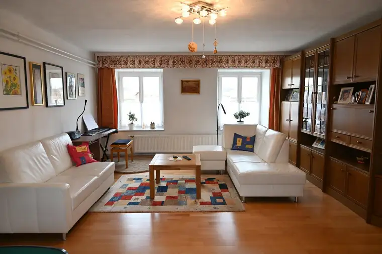  Ihr Traum vom Landleben – Geräumiges Haus mit Stadel, Garten und Innenhof in Kühnring