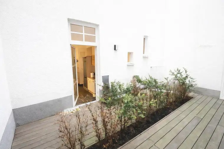 Altbaujuwel- zentral mit Terrasse