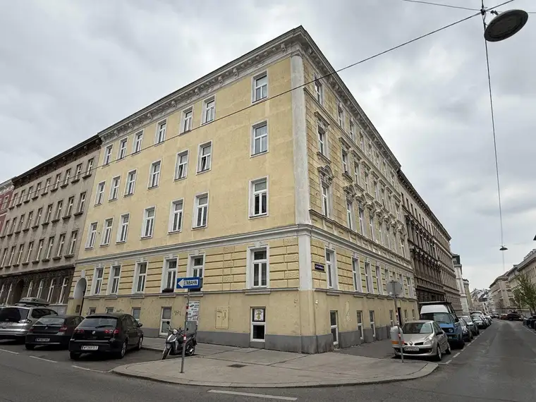 Ecklokal, ideal für Tanzstudio, Büro, Installationsbetrieb, STARTUP