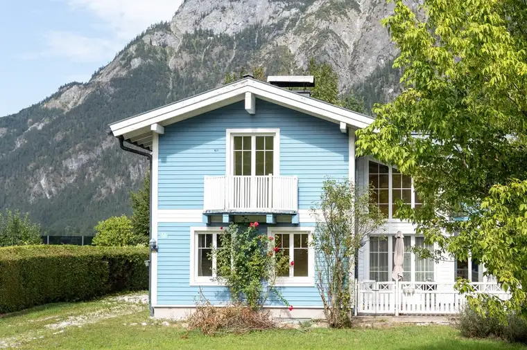 HIMMELBLAU - Schwedenhaus-Flair vor der Kulisse des Tennengebirges