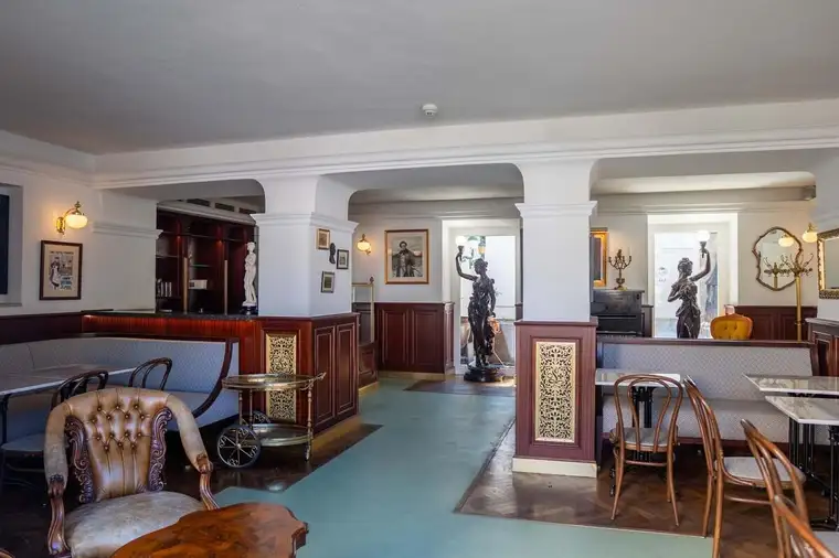 CAFÉ AM KIRCHPLATZL - Gemütliches Kaffeehaus in Rauris