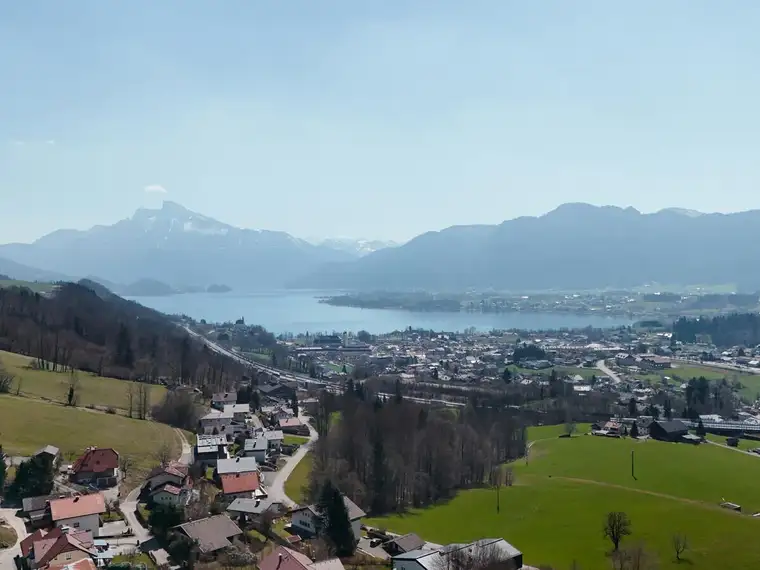 AM SONNENHANG - Baugrundstück mit Altbestand in Mondsee