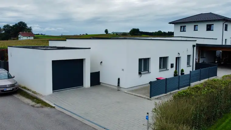 Doppelhaushälfte in ruhiger Siedlungslage