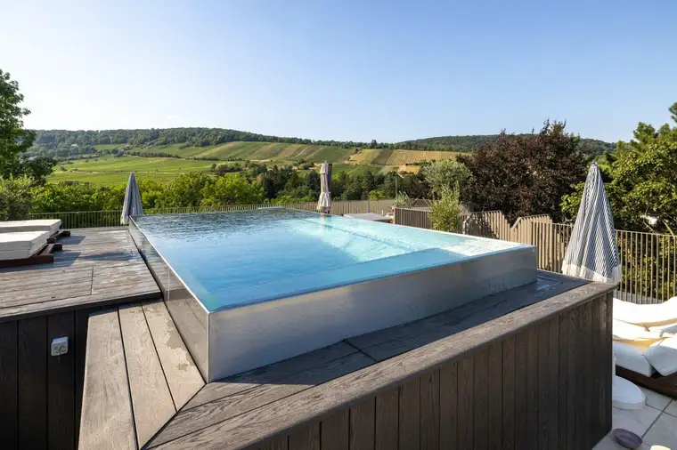 Belagsfertig: Einzigartiges Penthouse mit Pool und 360° Rundumblick in Neustifter Bestlage