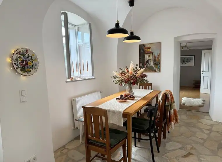 Charmantes Winzerhaus mit historischem Presshaus und Garten