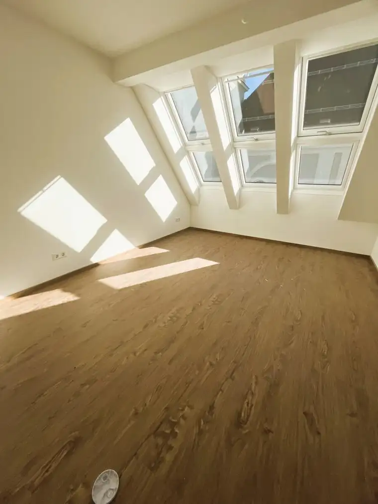 Charmante 2-Zimmer-Terrassenwohnung am Kirchenplatz 7, Oberndorf bei Salzburg