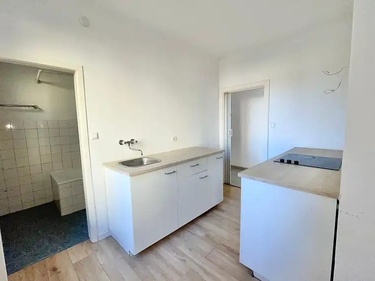 GRAZ-EGGENBERG: helle 1,5-Zimmer-Mietwohnung mit Balkon!
