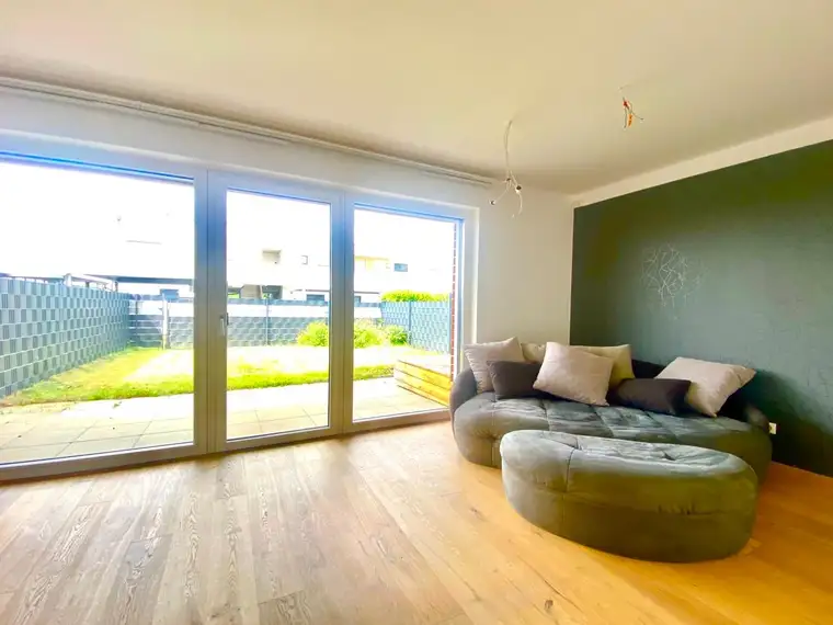 Wunderschöne Gartenwohnung in ruhiger, sonniger Lage in Kalsdorf bei Graz, sofort verfügbar!