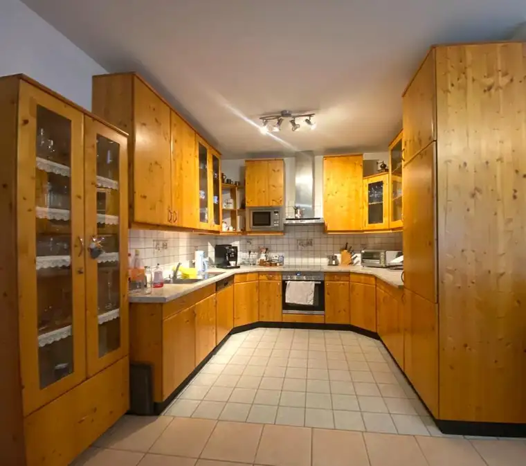 Wohnen &amp; Vorsorgen: Charmantes Haus mit Garten + Zinshaus mit Potenzial (6 Einheiten) auf 1.130 m²!