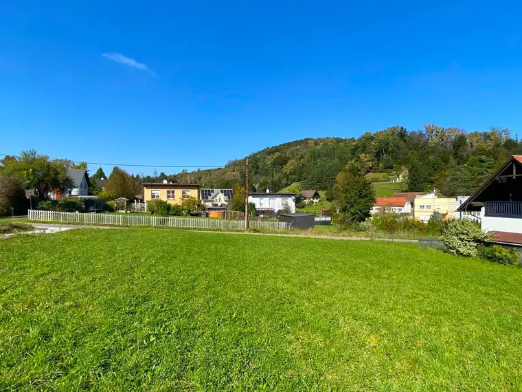 Sonniges Grundstück mit 688m² in ruhiger Sackstraßenlage Richtung Thalersee