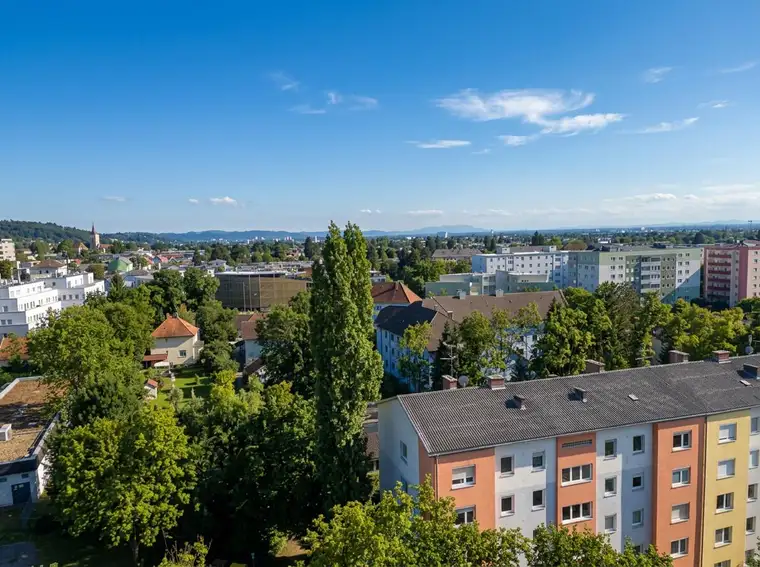 2,5-Zimmer-Wohnung in Bestlage St.Peter - WG-geeignet!