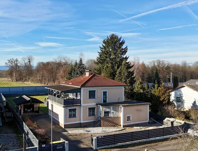 PROVISIONSFREI: Mehrfamilienhaus rd. 234 m² Wnfl. mit 1.446 m² Grundstück &amp; Entwicklungspotenzial!