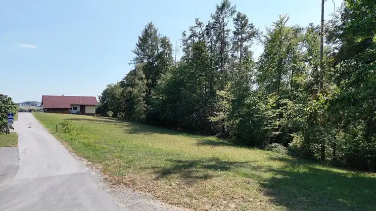 Baugrund in Nestelbach bei Graz, rd. 1.300 m² Grundfläche, Grünlage, Sackgasse &amp; Nähe zur A2!