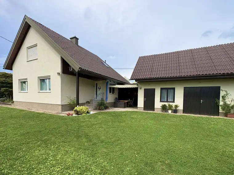 Gepflegtes Einfamilienhaus in Gössendorf mit Pool, Garage, Nebengebäude und 1.070 m² Grundfläche!
