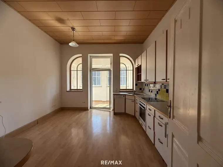 130 m ² große Traumwohnung mit Schlossbergblick