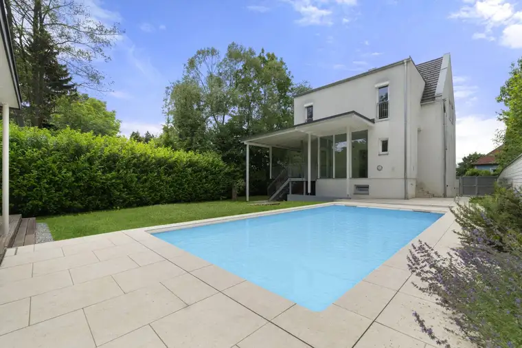 Stilvolles Einfamilienhaus in Graz-Waltendorf – Komfort, Qualität und Lage vereint!