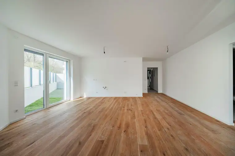 NATURNAH &amp; URBAN - STILVOLLE NEUBAUWOHNUNG MIT GARTEN &amp; LOGGIA