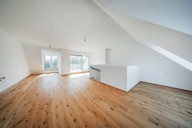 HOCHWERTIGER ERSTBEZUG – 2-ZIMMER-WOHNUNG MIT TERRASSE &amp; GRÜNBLICK