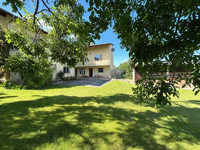 IN DIESEM HAUS FINDEN SIE LICHT, LUFT, SONNE UND WOHLBEFINDEN