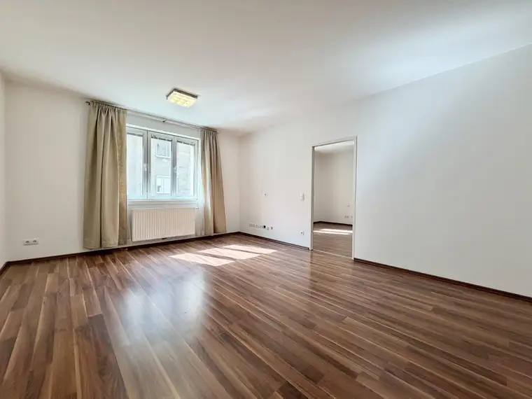 HELL UND MODERN - 2 ZIMMER NEUBAUWOHNUNG NAHE WIEDNER HAUPTSTRASSE (FREIER MIETZINS)