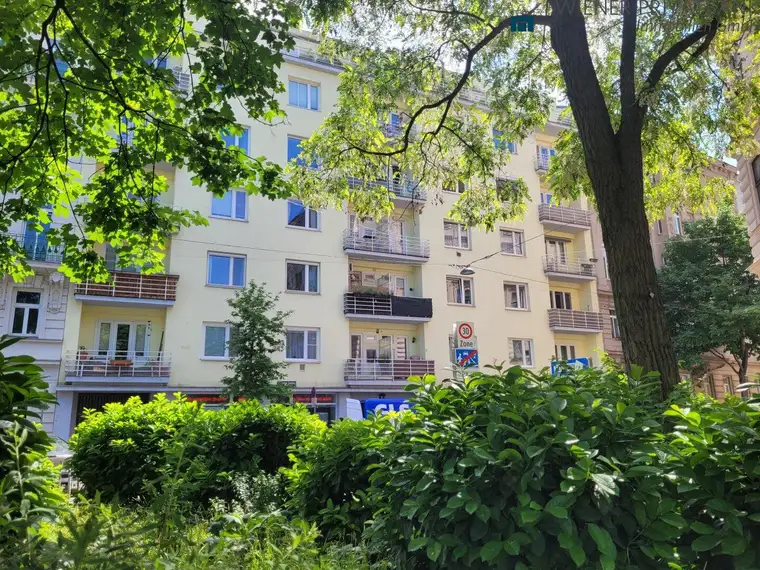 3 ZIMMER WOHNUNG BEI U6 STADTHALLE