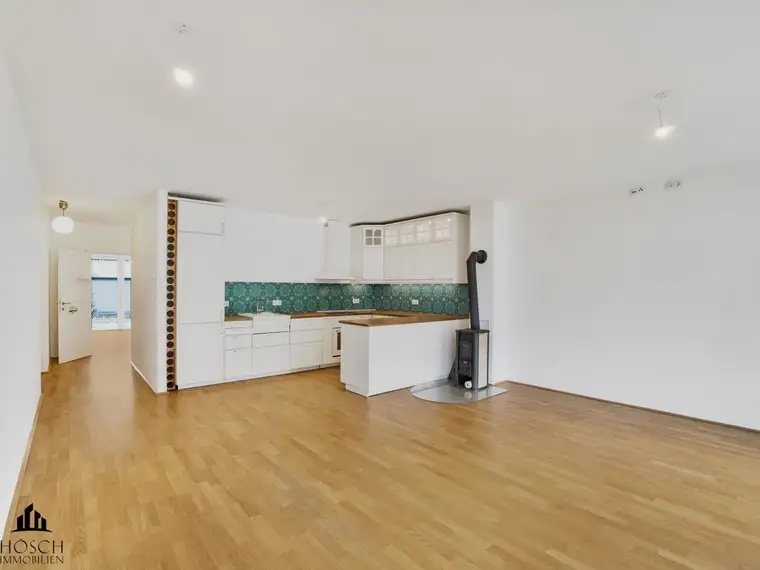 moderne 3 Zimmer-Wohnung mit Garten