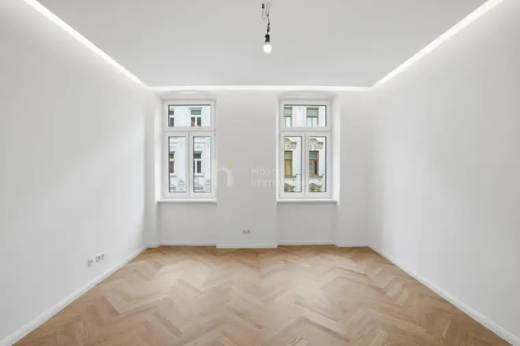 Kernsaniert: Großzügige 3-Zimmer-Wohnung im 4. Liftstock nahe Augarten