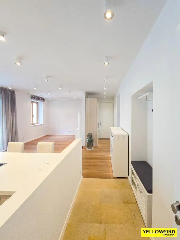 Mondänes Apartment - Am Modenapark - Toplage - großer Balkon